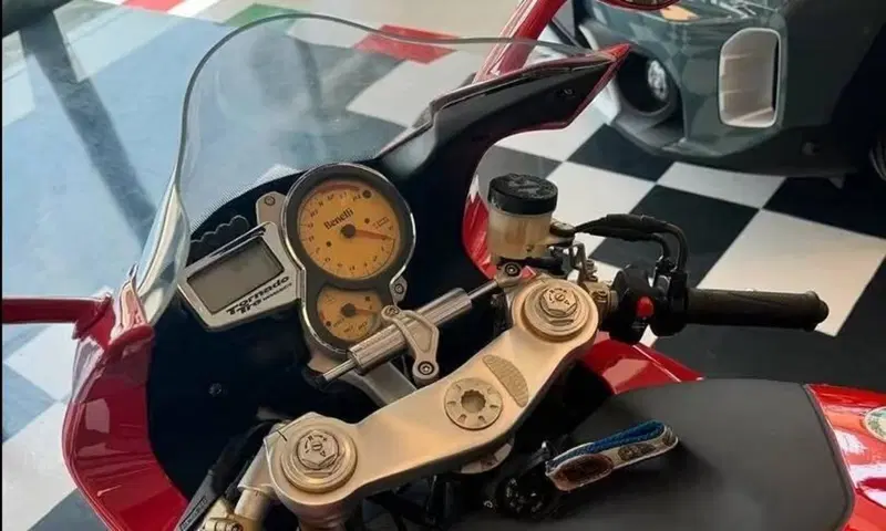 Benelli Tornado 900 Tre (2003 - 06) (7)