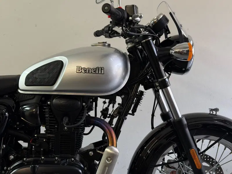 Benelli Imperiale 400 (2021 - 25) (3)