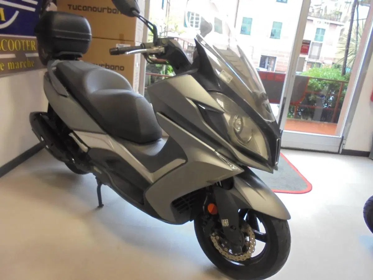 Kymco Downtown 350i TCS (2020) (2)