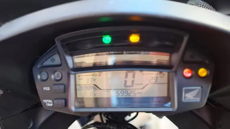 Honda Crosstourer DCT ABS (2011 - 15) (4)
