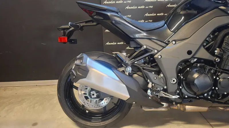 Kawasaki Z 1100 (2026) (5)