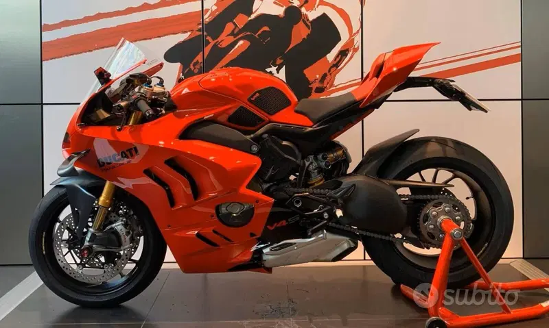 Ducati Panigale V4 S (2022 - 24) (2)
