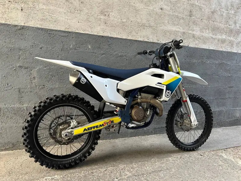 Husqvarna FC 350 (2025 - 26) (3)