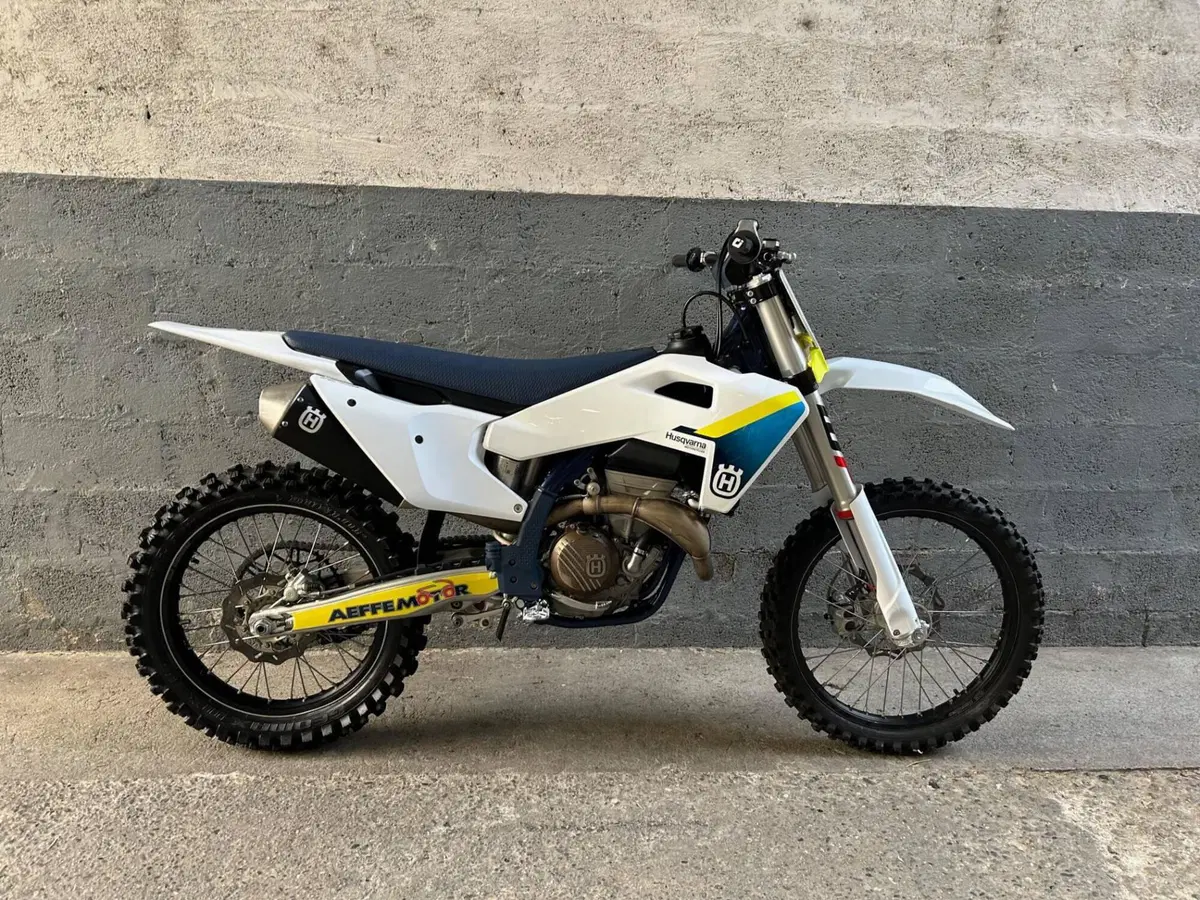 Husqvarna FC 350 (2025 - 26) (4)