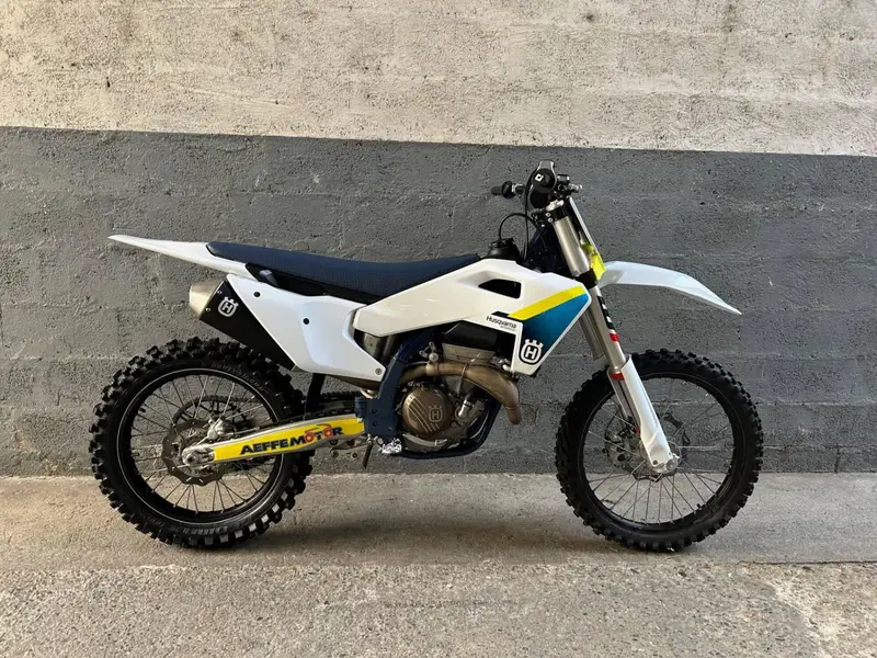 Husqvarna FC 350 (2025 - 26) (4)