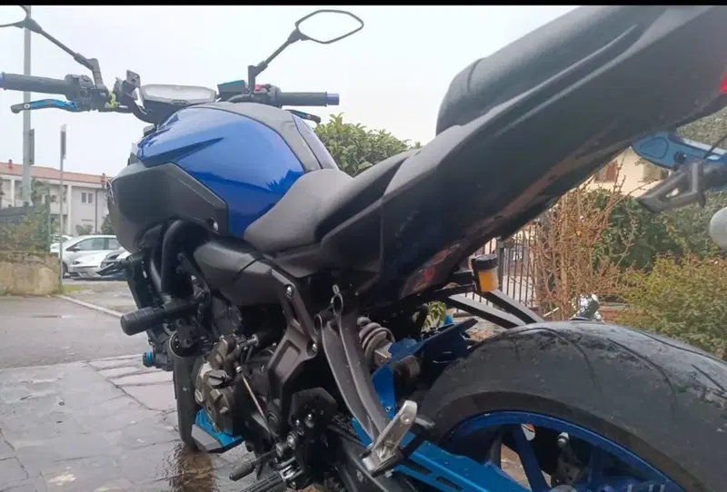 Yamaha MT-07 (2018 - 20) (4)