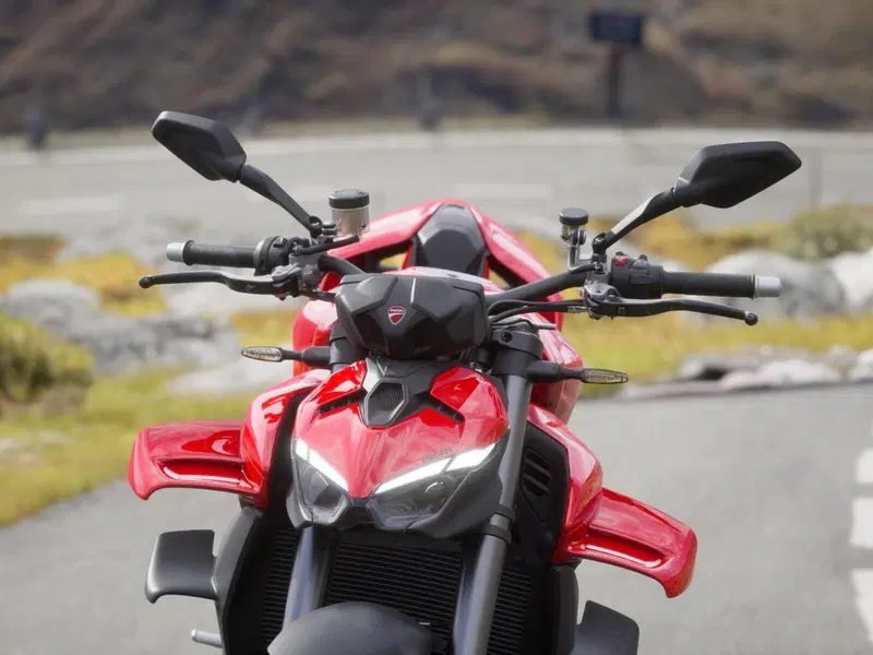 Ducati Streetfighter V4 (2025 - 26) (5)