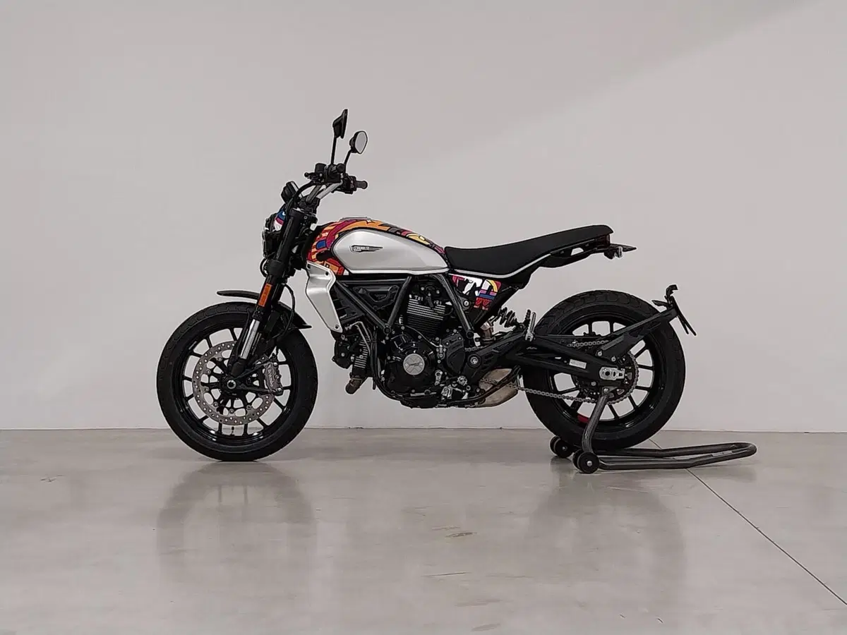 Ducati Scrambler 800 Icon (2023 - 24) (3)