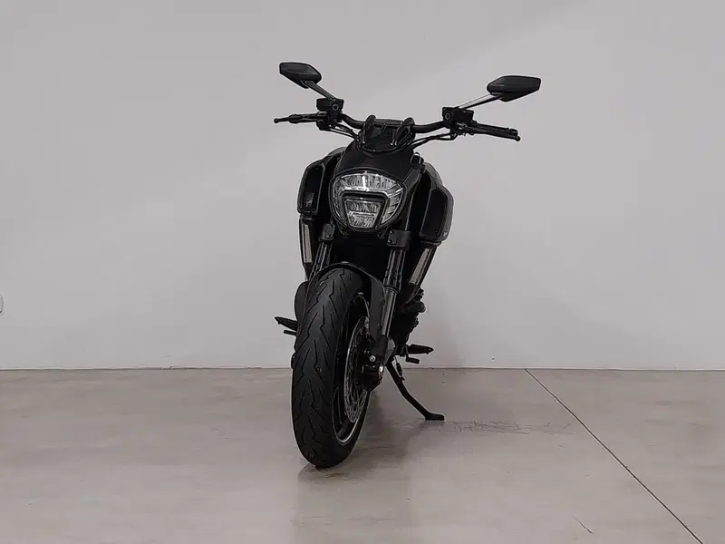 Ducati Diavel 1200 Carbon (2014 - 16) (3)