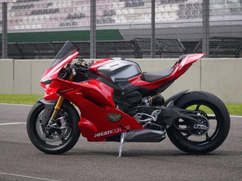 Ducati Panigale V4 R (2026) (2)