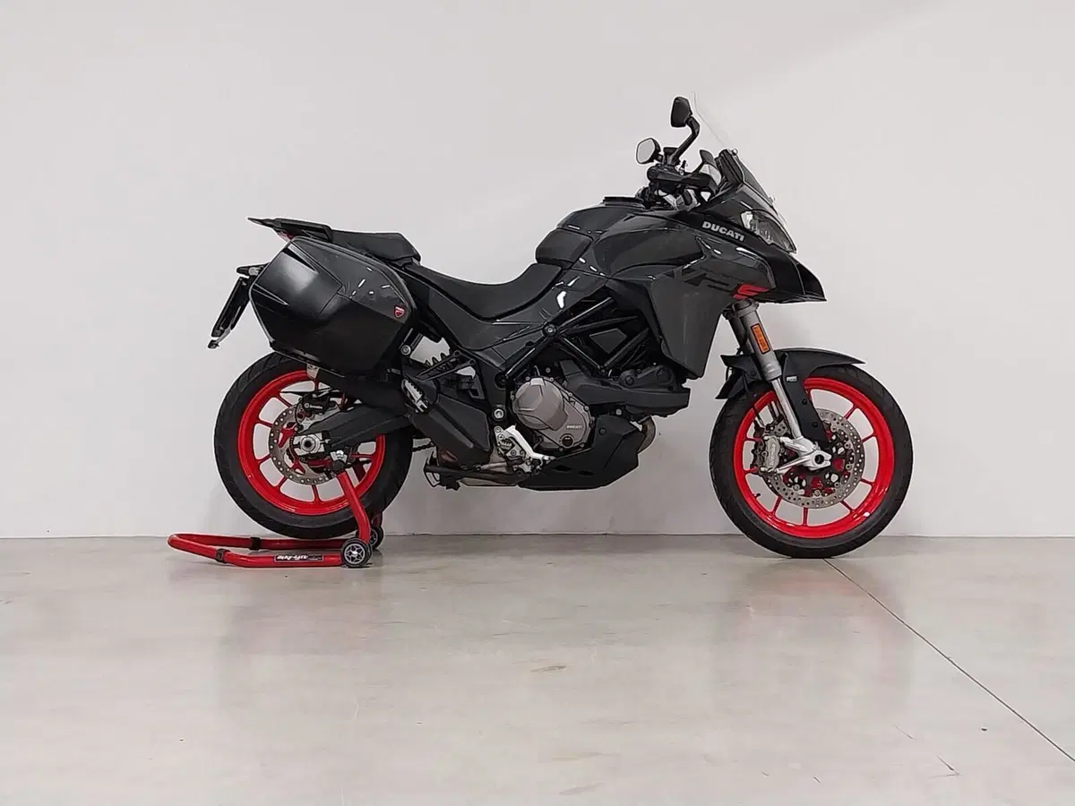 Ducati Multistrada V2 S (2022 - 24) (2)