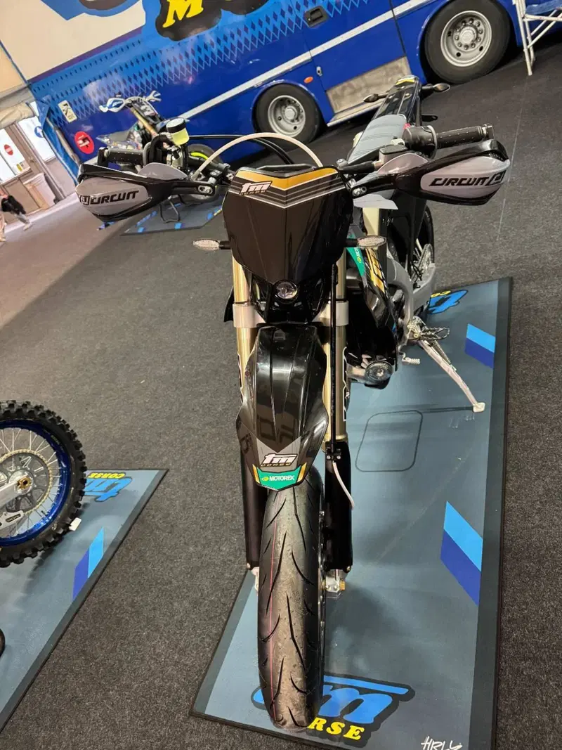 Tm Moto SMR 125 ES Fi 2T (2026) (3)