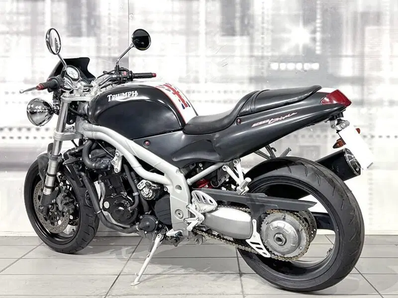 Triumph Speed Triple 955 (1998 - 01) (2)