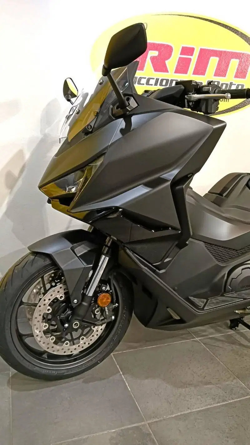 Honda Forza 750 (2025 - 26) (5)