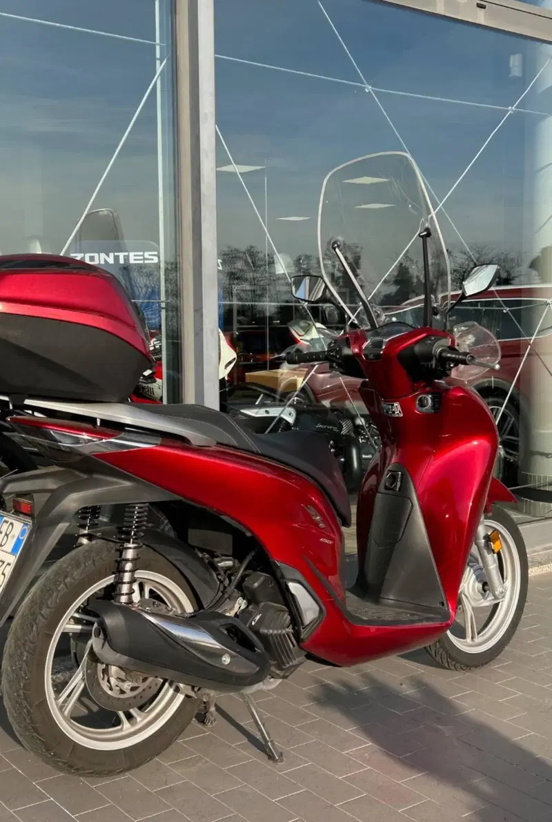 Honda SH 150i (2020 - 23) (4)