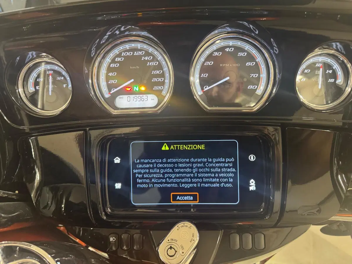Harley-Davidson 107 Electra Glide (2019 - 20) - FLHT (5)