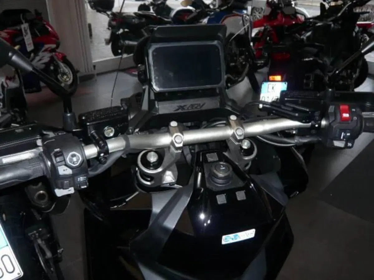Honda X-ADV 750 (2025 - 26) (4)