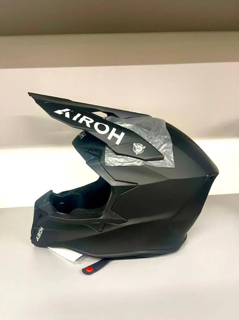 AIROH WRAAP