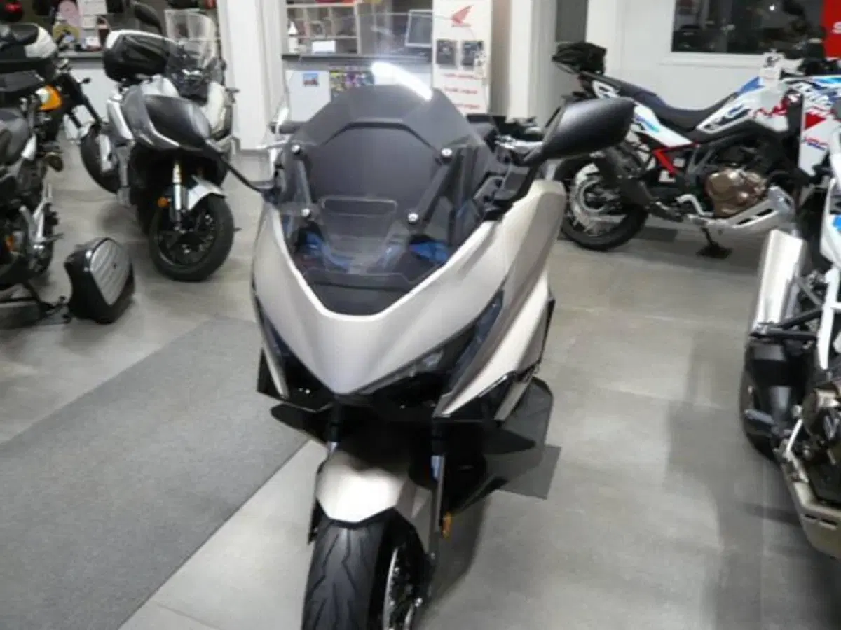 Honda Forza 750 (2025 - 26) (3)