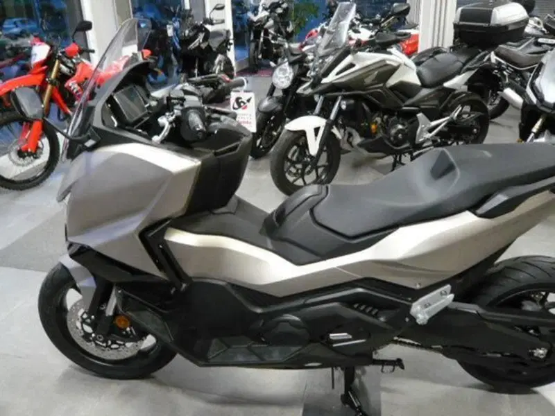 Honda Forza 750 (2025 - 26) (5)