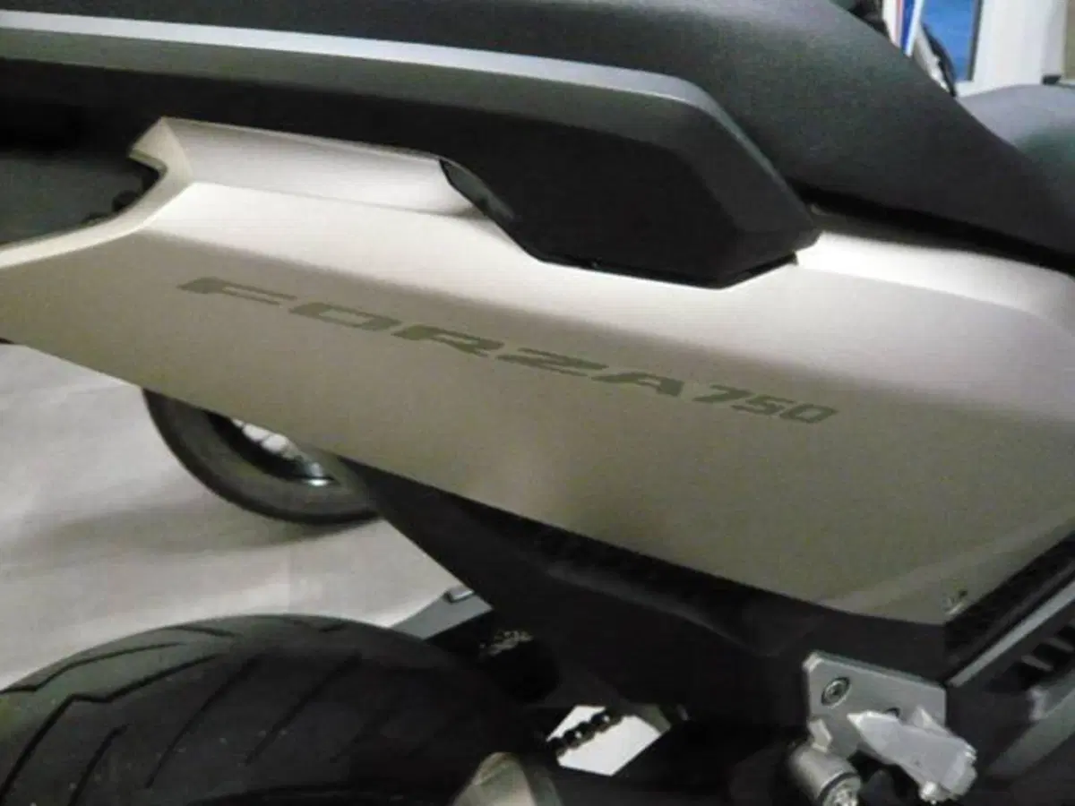Honda Forza 750 (2025 - 26) (7)