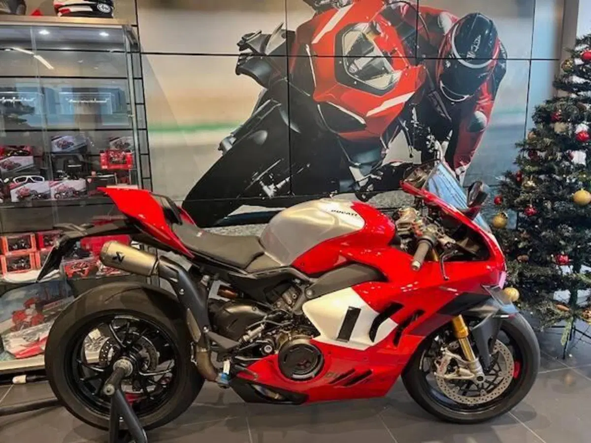 Ducati Panigale V4 R (2023 - 24) (2)