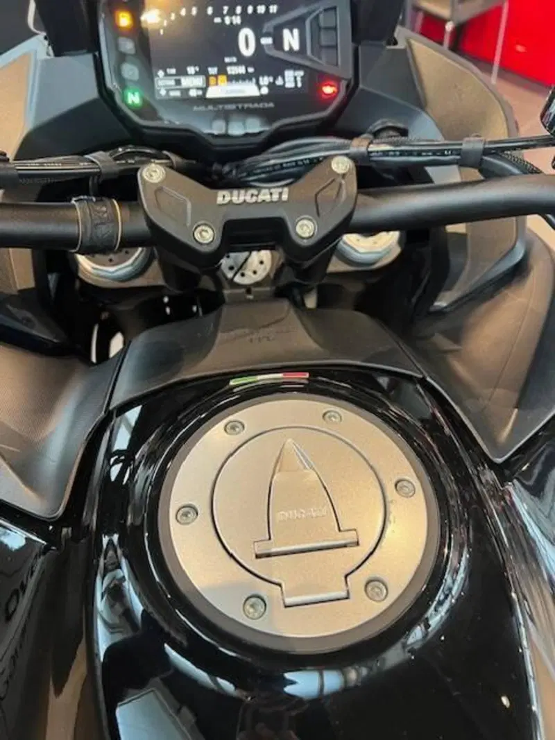 Ducati Multistrada V2 S (2022 - 24) (5)