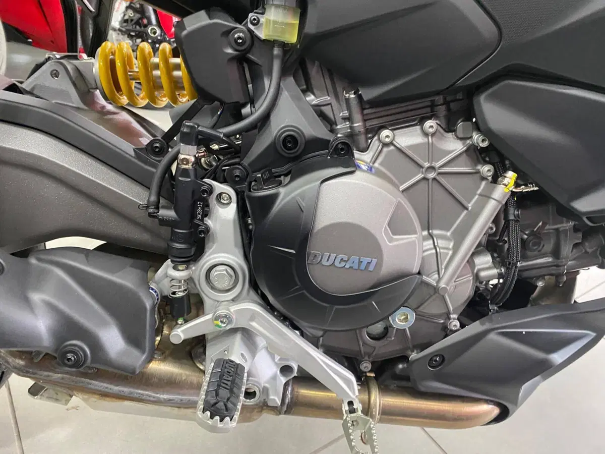 Ducati Multistrada V2 S (2025 - 26) (14)