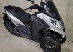 Piaggio MP3 300 ABS Hpe (2021 - 24) usata