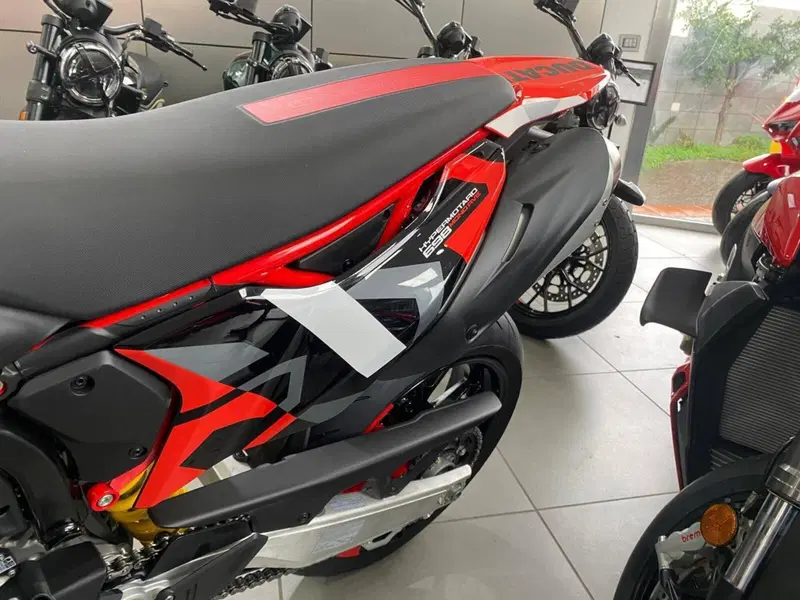 Ducati Hypermotard 698 Mono RVE (2024 - 26) (11)