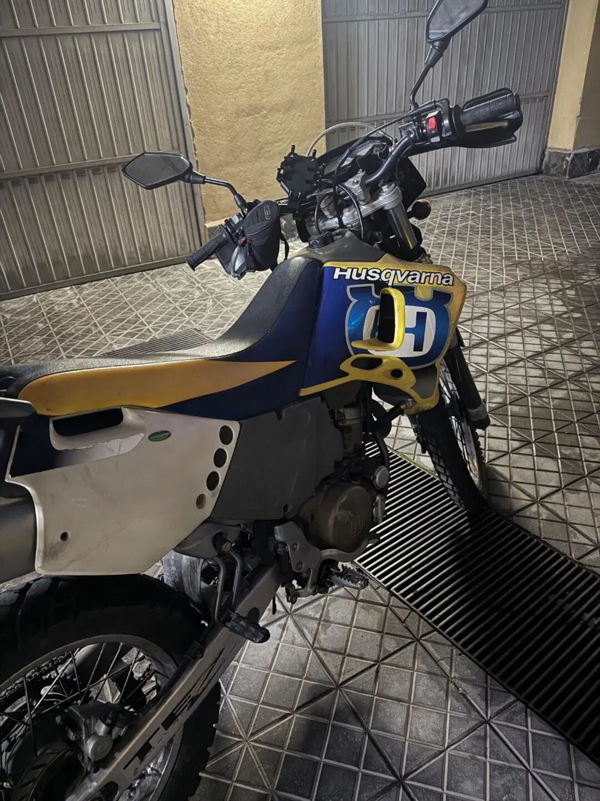 Husqvarna TE 610 E LT (7)