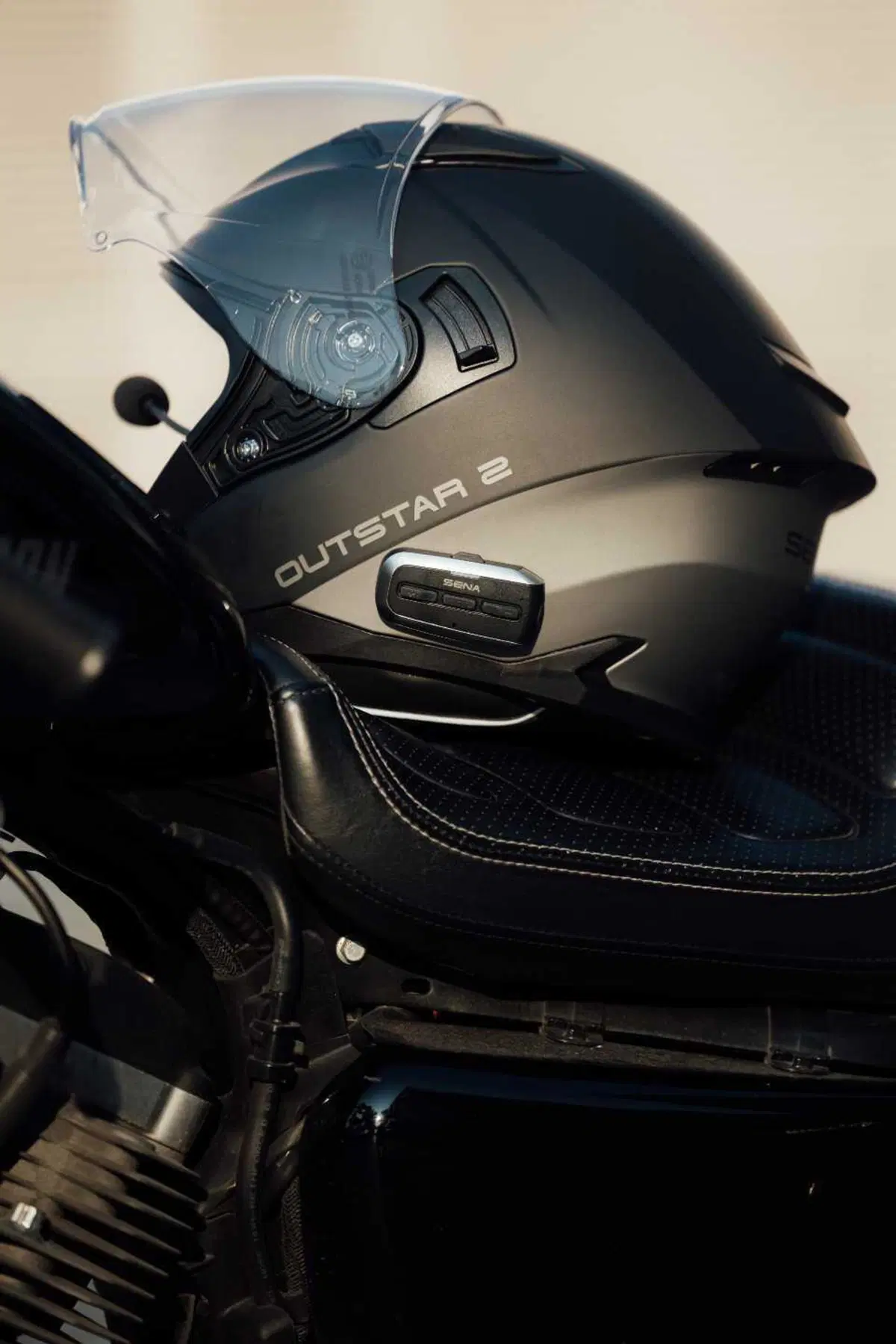 SENA Outstar 2, il casco jet con sistema di comunicazione integrato di serie (8)