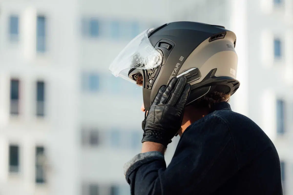 SENA Outstar 2, il casco jet con sistema di comunicazione integrato di serie (20)