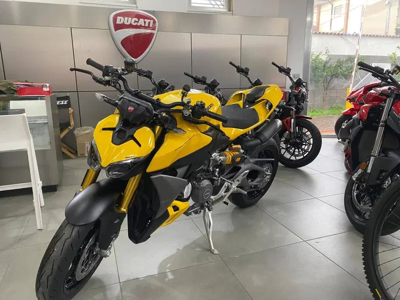 Ducati Streetfighter V2 S (2025 - 26)