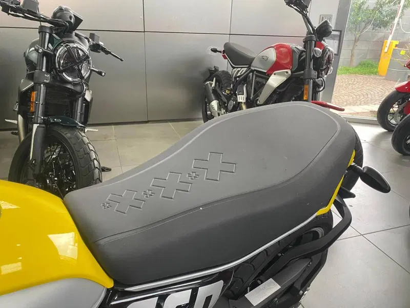 Ducati Scrambler 800 Icon (2025 - 26) (8)