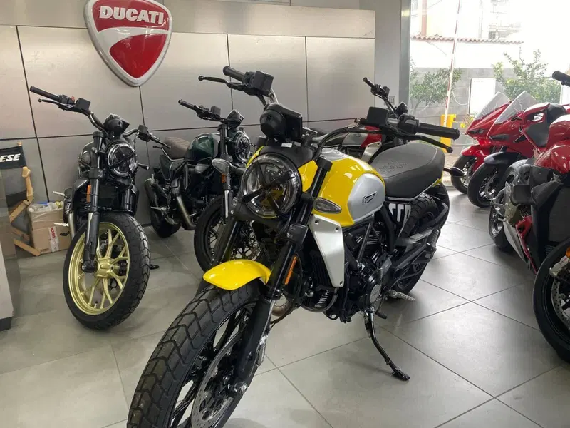Ducati Scrambler 800 Icon (2025 - 26)