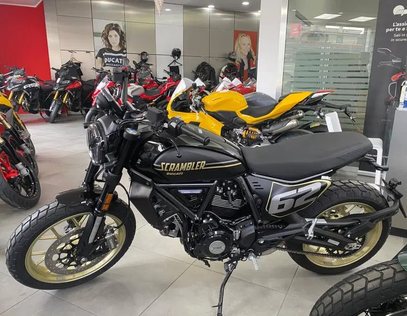 Ducati Scrambler 800 Full Throttle (2025 - 26) (2)