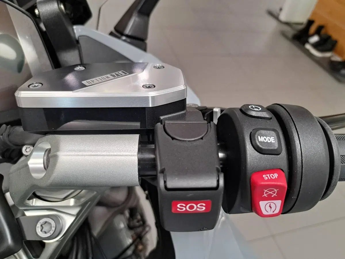 Bmw R 1300 RS (2026) (9)