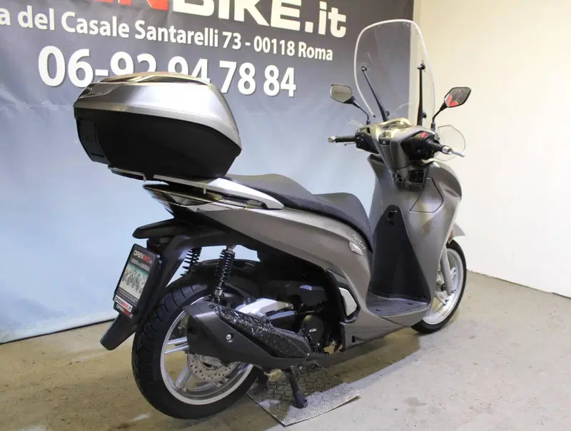 Honda SH 350 (2021 - 24) (4)
