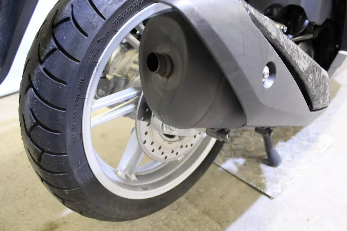 Honda SH 350 (2021 - 24) (6)