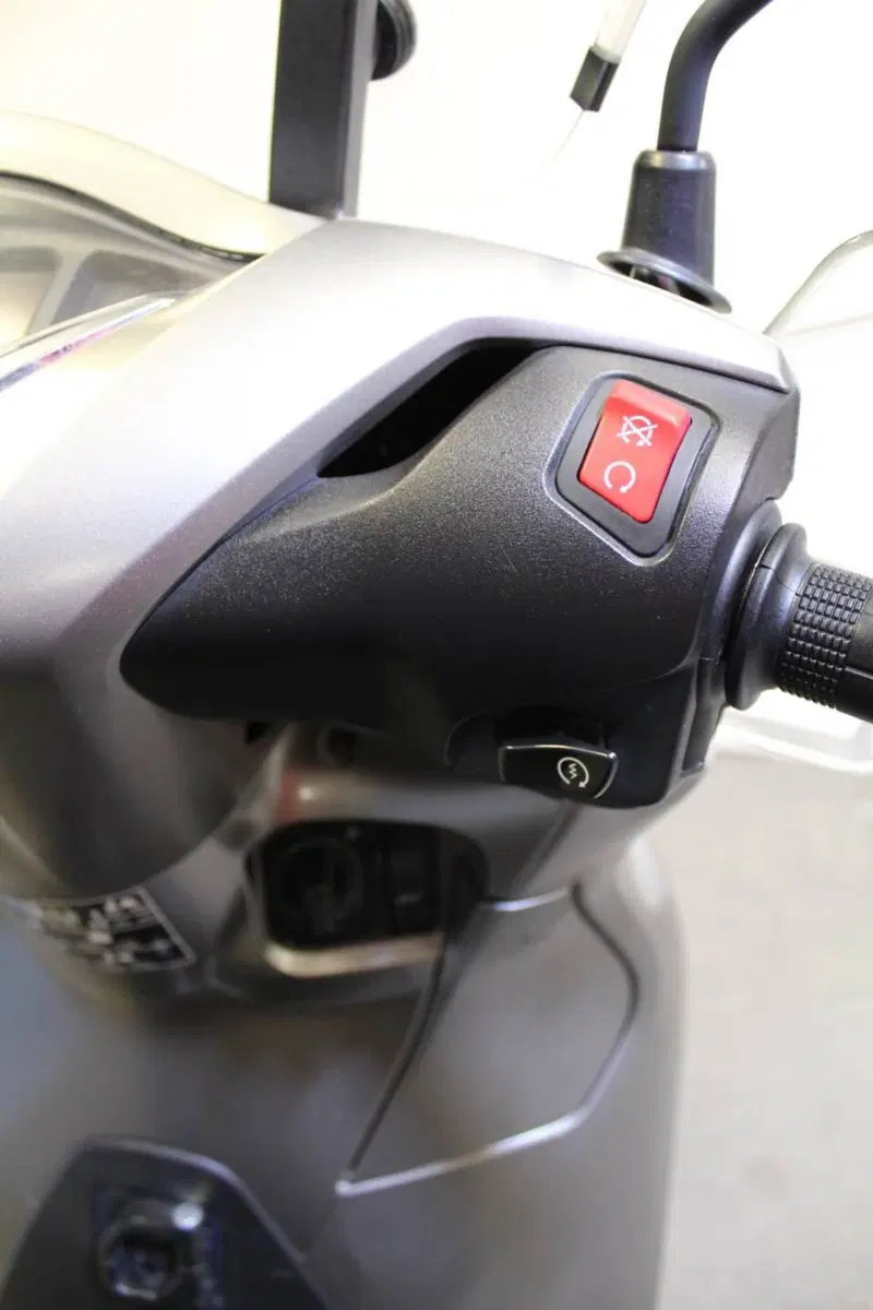 Honda SH 350 (2021 - 24) (11)