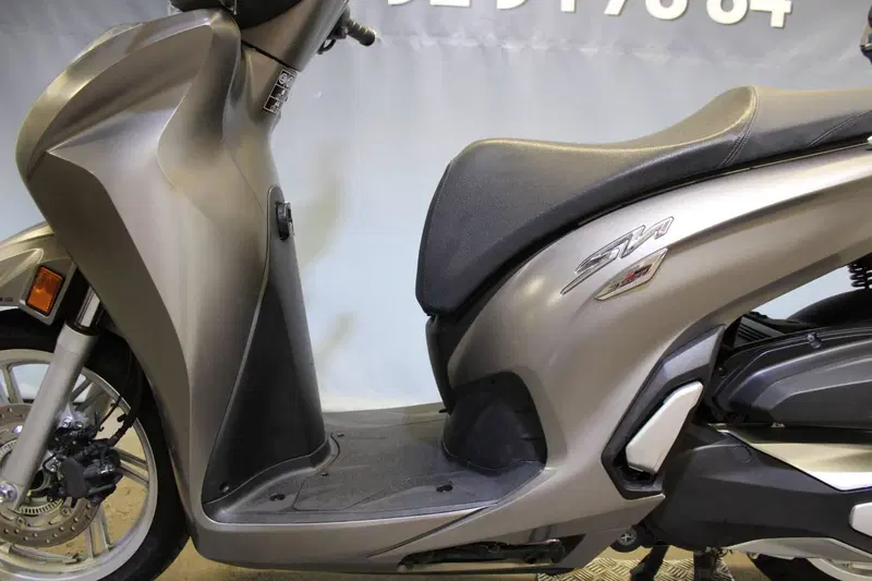 Honda SH 350 (2021 - 24) (16)