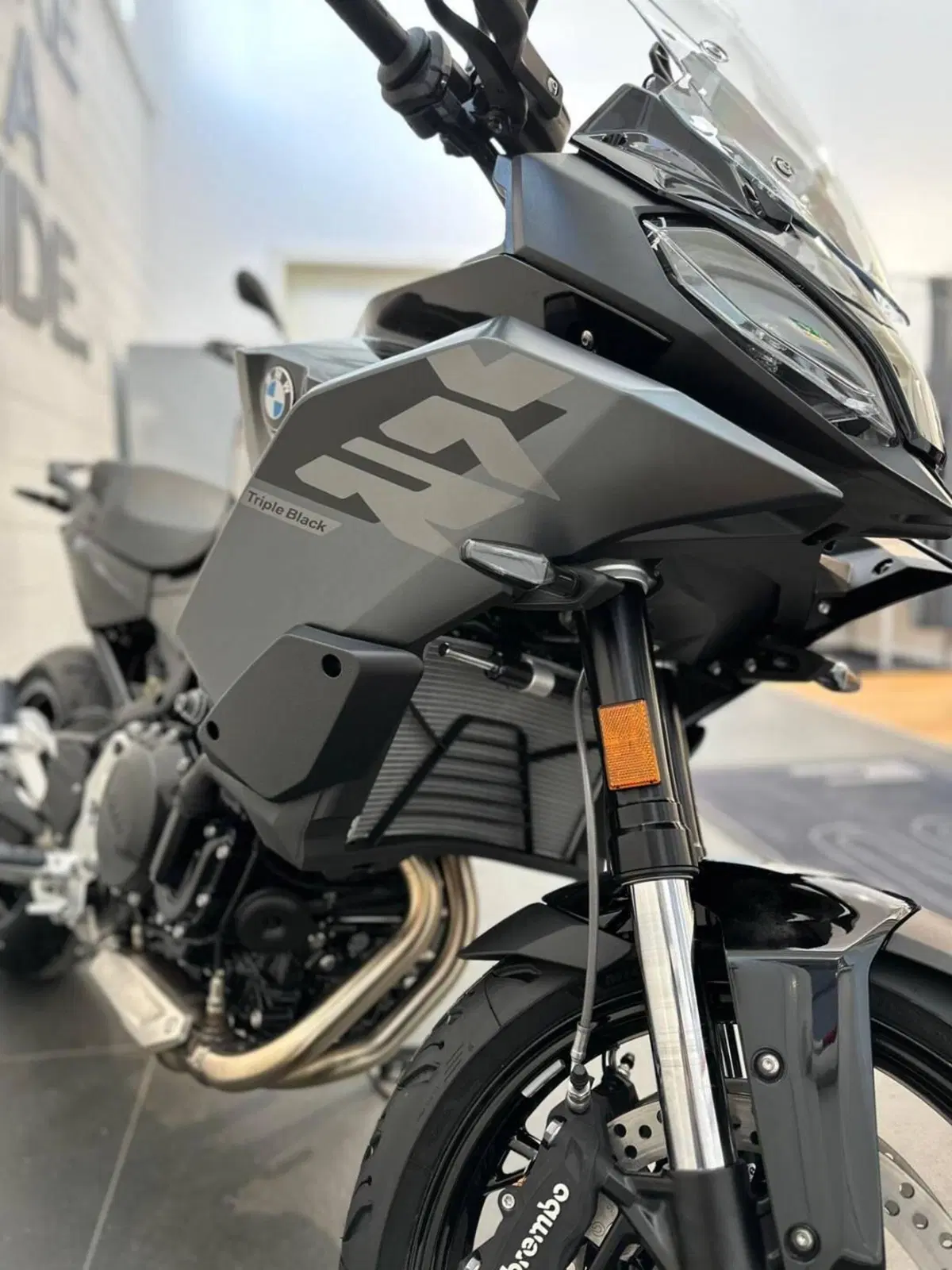 Bmw F 900 XR (2025 - 26) (3)