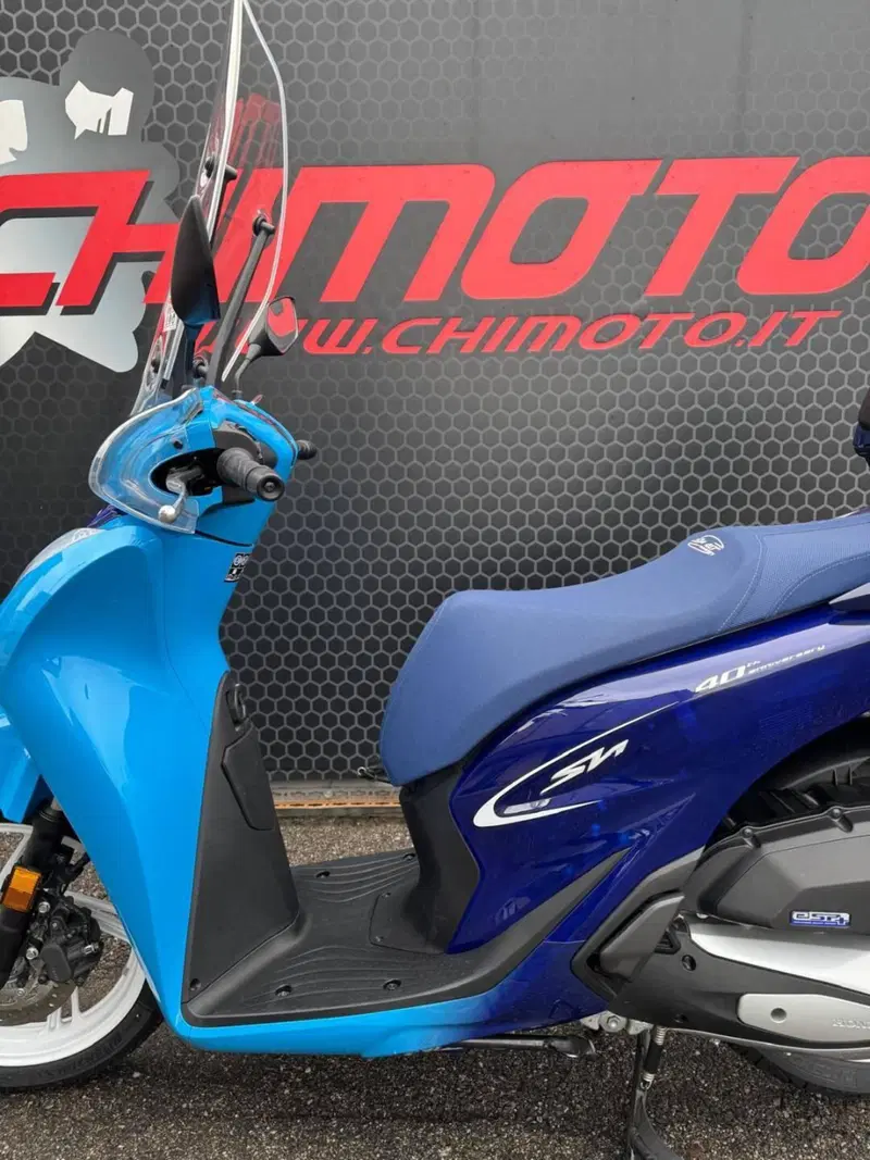 Honda SH 125i (2024 - 25) (9)