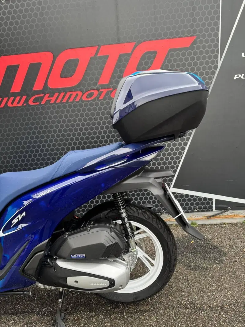 Honda SH 125i (2024 - 25) (10)