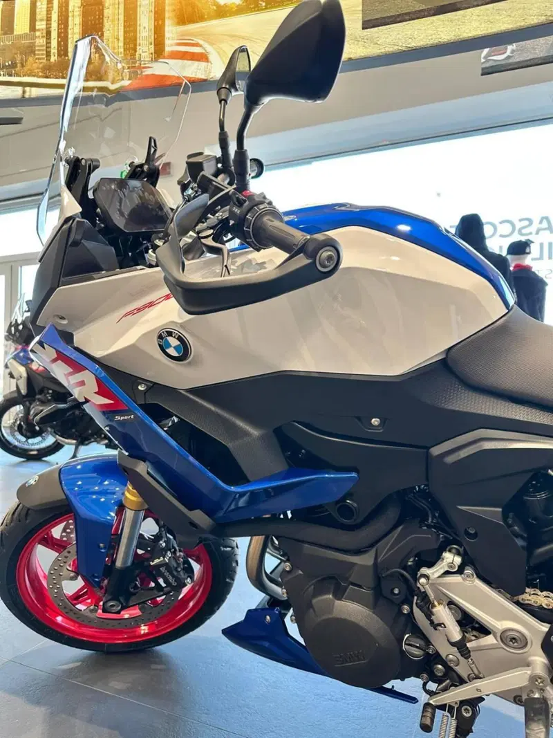 Bmw F 900 XR (2025 - 26) (3)