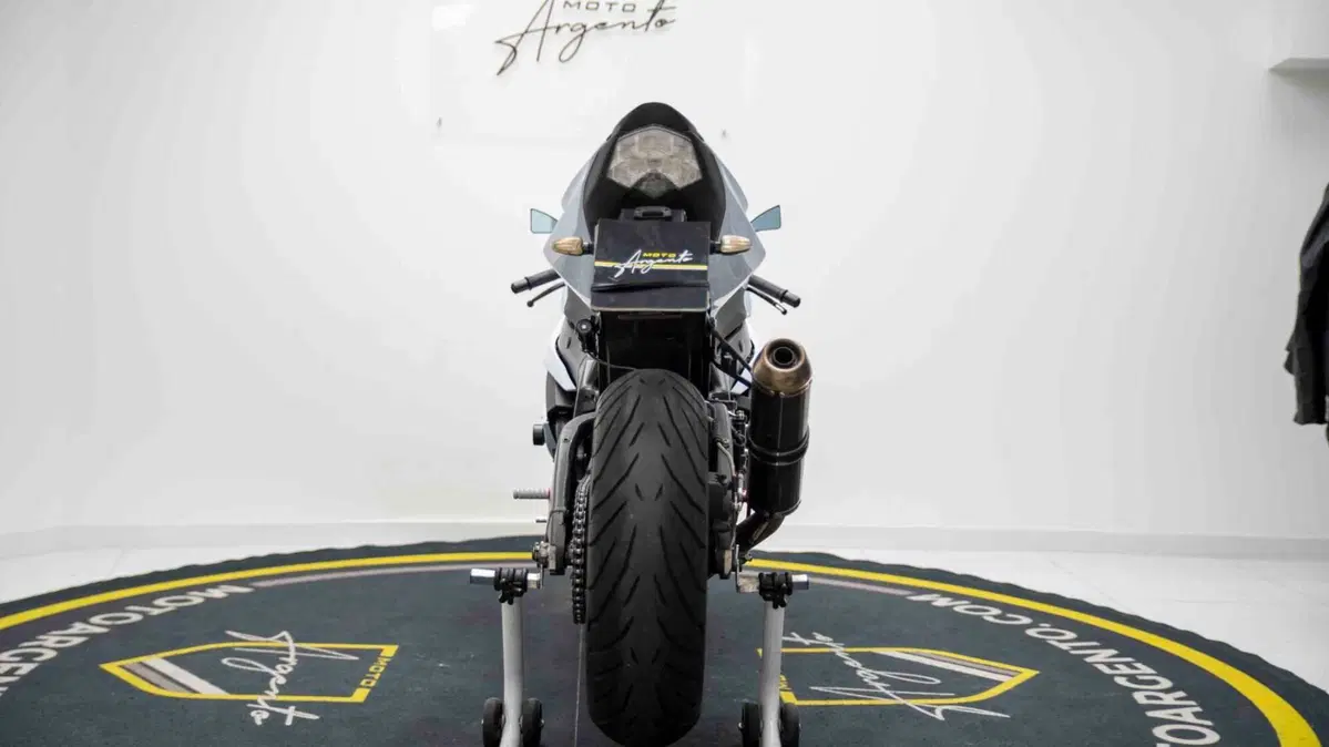 Kawasaki Ninja 600 ZX-6R (2009 - 16) (3)