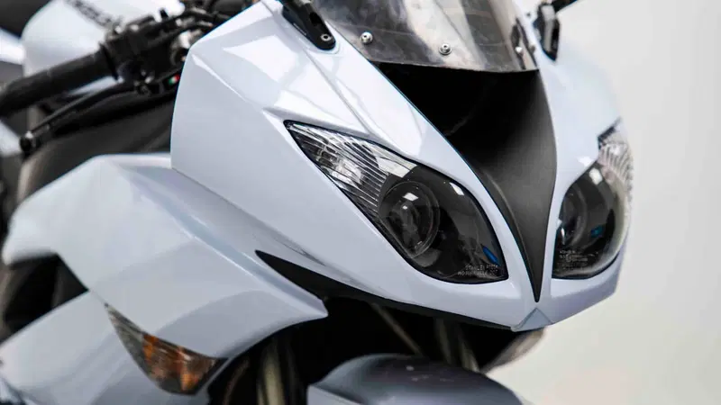 Kawasaki Ninja 600 ZX-6R (2009 - 16) (19)