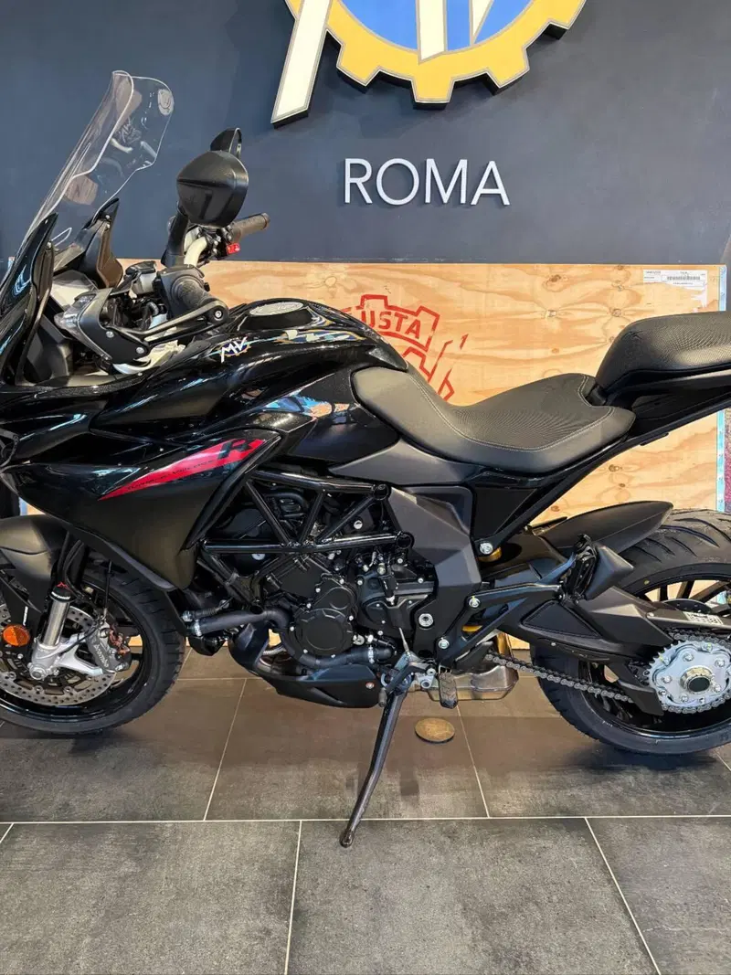 MV Agusta Turismo Veloce 800 R (2023 - 26) (4)