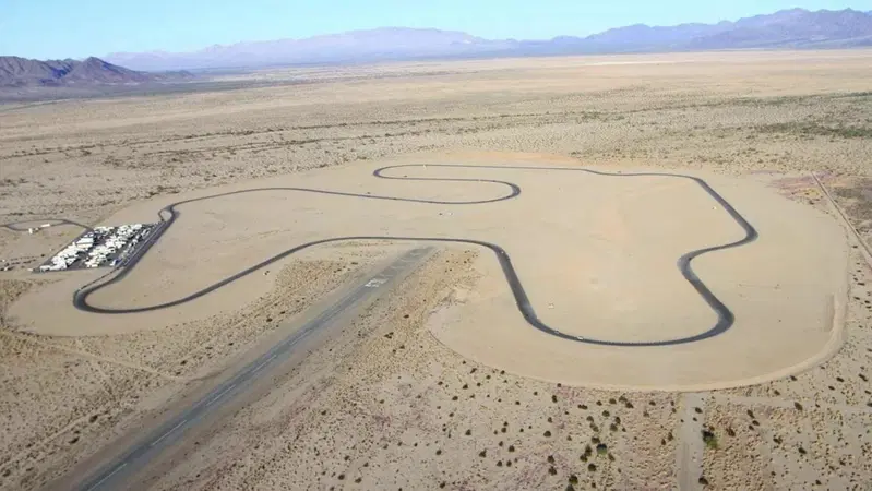 Il Chuckwalla Valley Raceway &egrave; in vendita